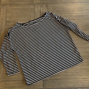 Oar neck black white striped blouse top shirt tee